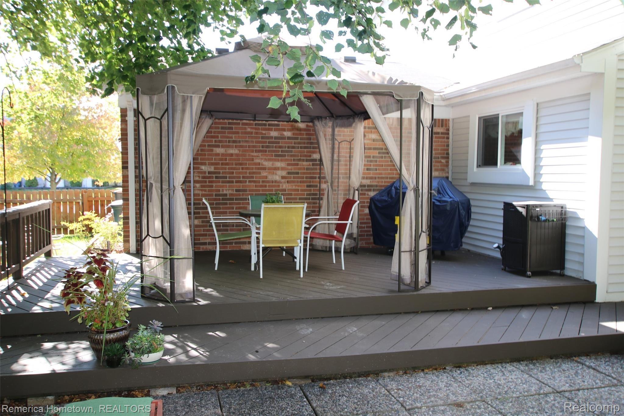 43090 Keystone Canton, MI 48187 - Photo 20 of 23 Back Patio.JPG