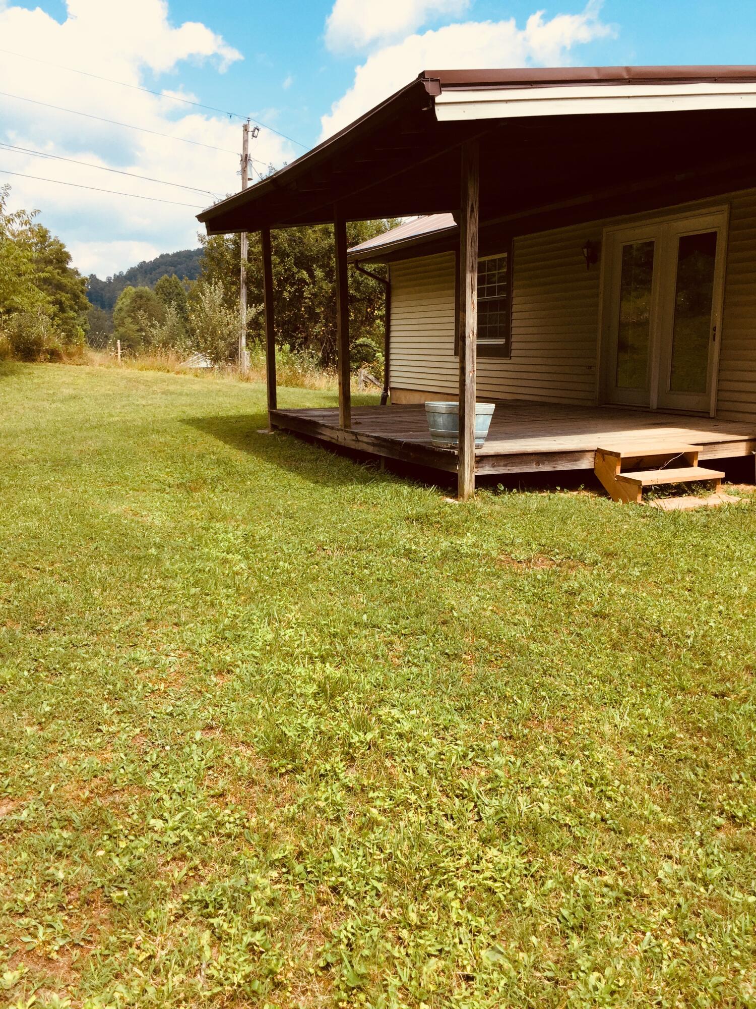 4008 Copperhead Road Coeburn, VA 24230 - Photo 17 of 18 10
