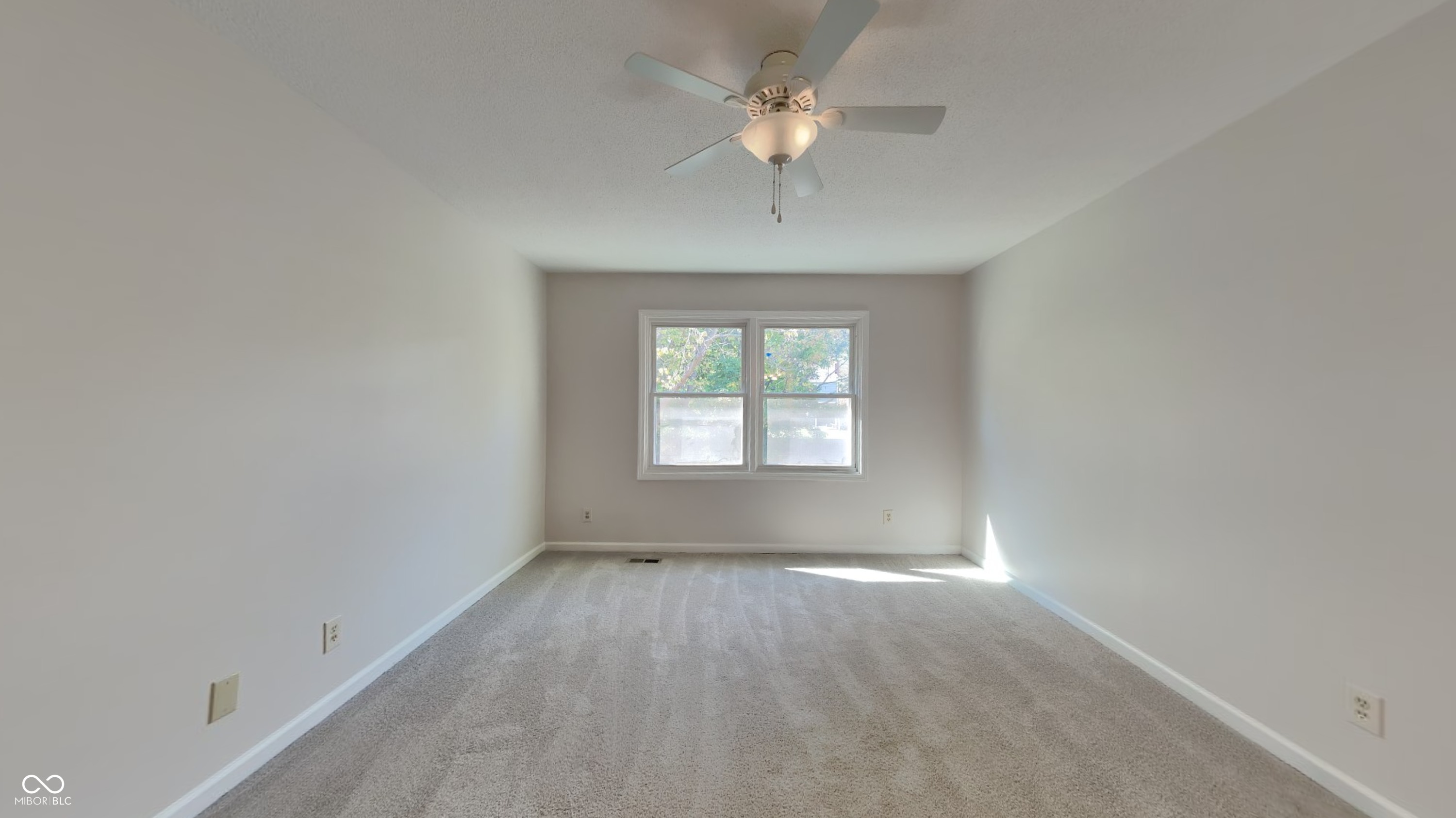 12536 Charing Cross Road Carmel, IN 46033 - Photo 8 of 20 Gallery Image 8