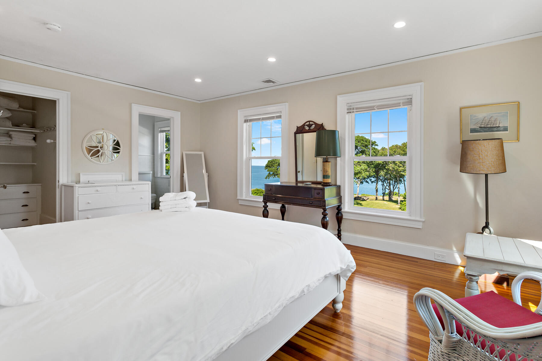 122 Gansett Road Woods Hole, MA 02543 - Photo 23 of 48 051_122Gansett_062726