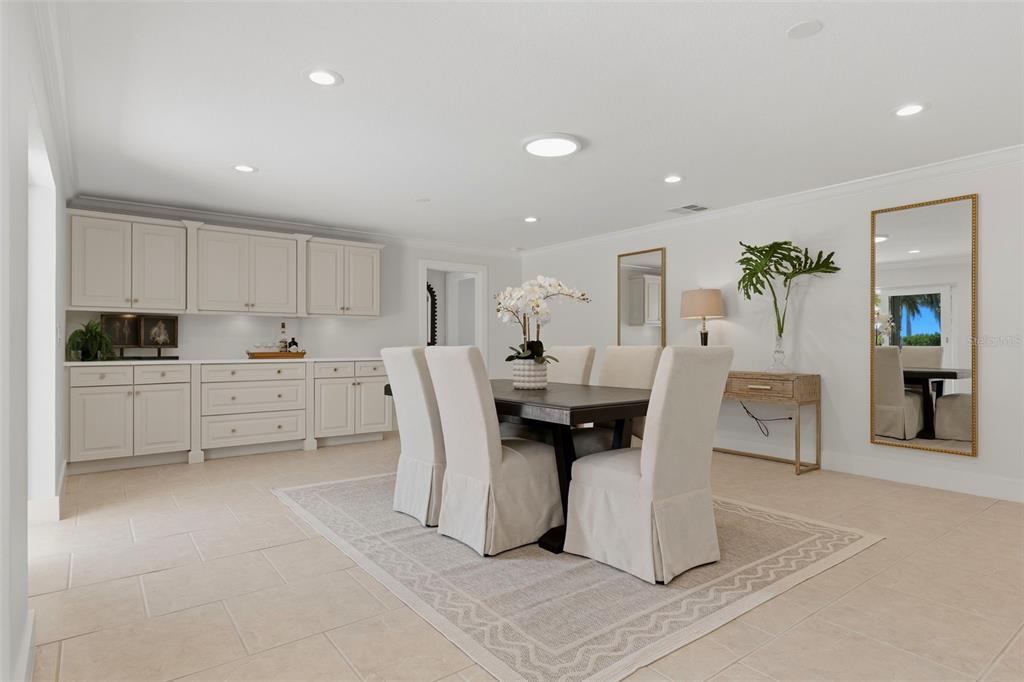 2080 Hawaii Avenue Northeast St. Petersburg, FL 33703 - Photo 9 of 58
