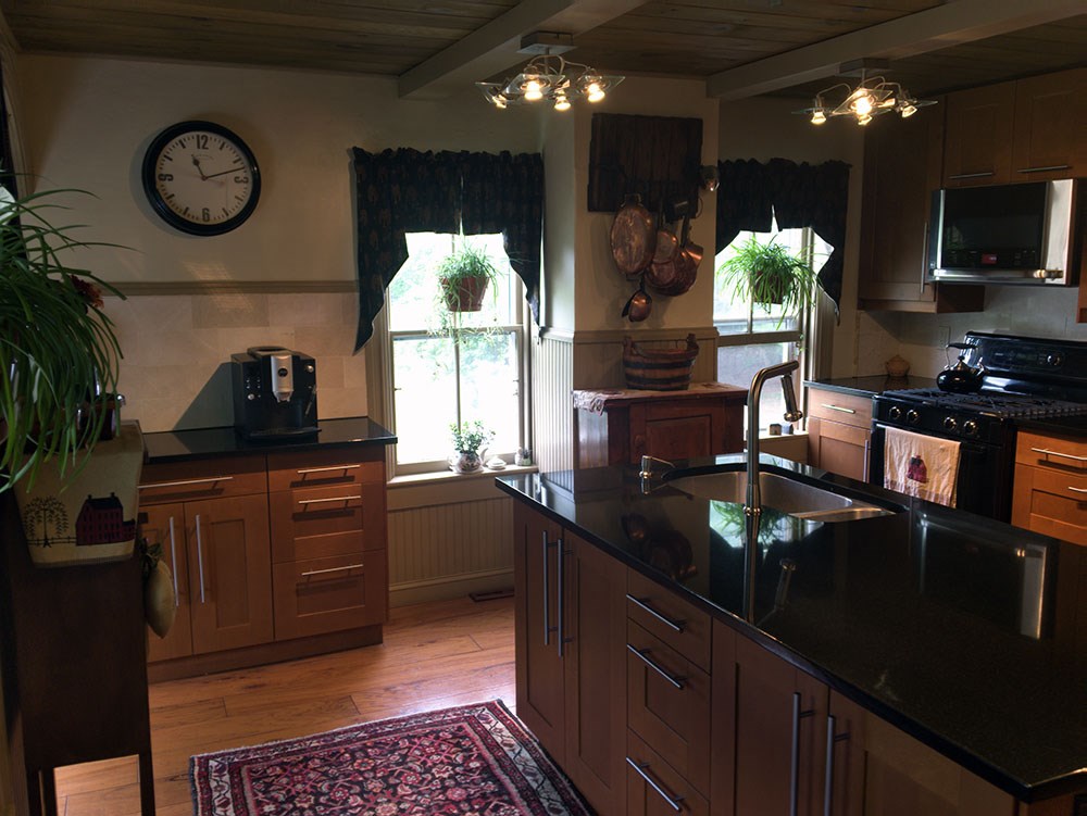 94 Foster Center Road Foster, RI 02825 - Photo 5 of 31 KITCHEN W/DINING AREA