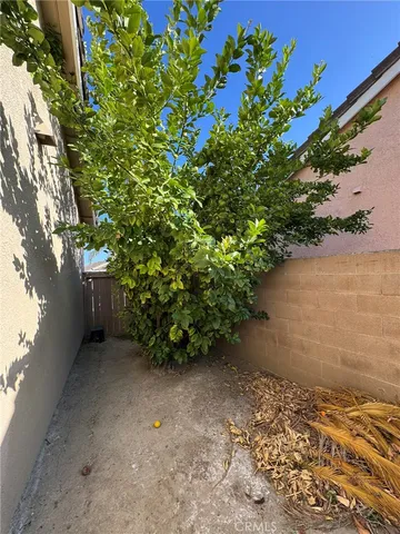 $2,400 | 831 Balsam Way, Hemet, CA 92545