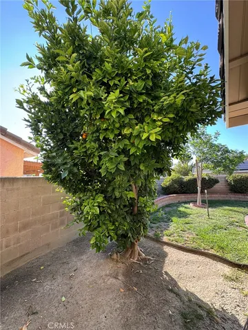 $2,400 | 831 Balsam Way, Hemet, CA 92545
