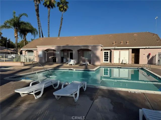 $2,400 | 831 Balsam Way, Hemet, CA 92545