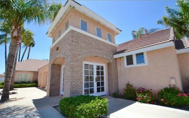 $2,400 | 831 Balsam Way, Hemet, CA 92545