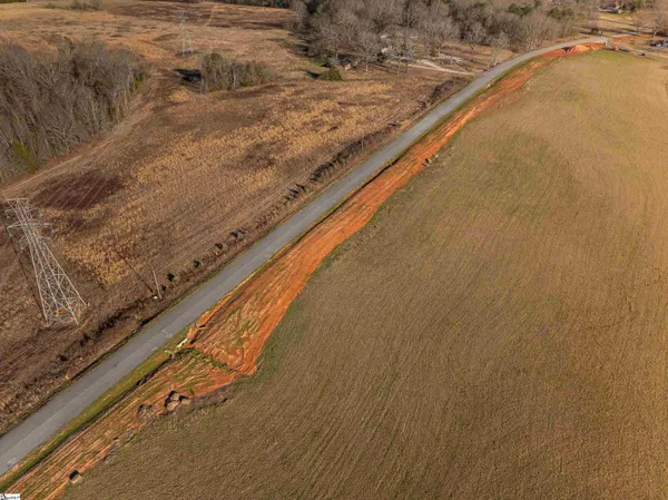 $299,999 | 1 14th Highway, Laurens, SC 29360