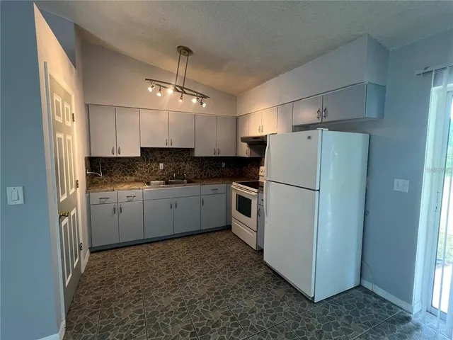 $1,800 | 23 Richmond Drive, Palm Coast, FL 32164