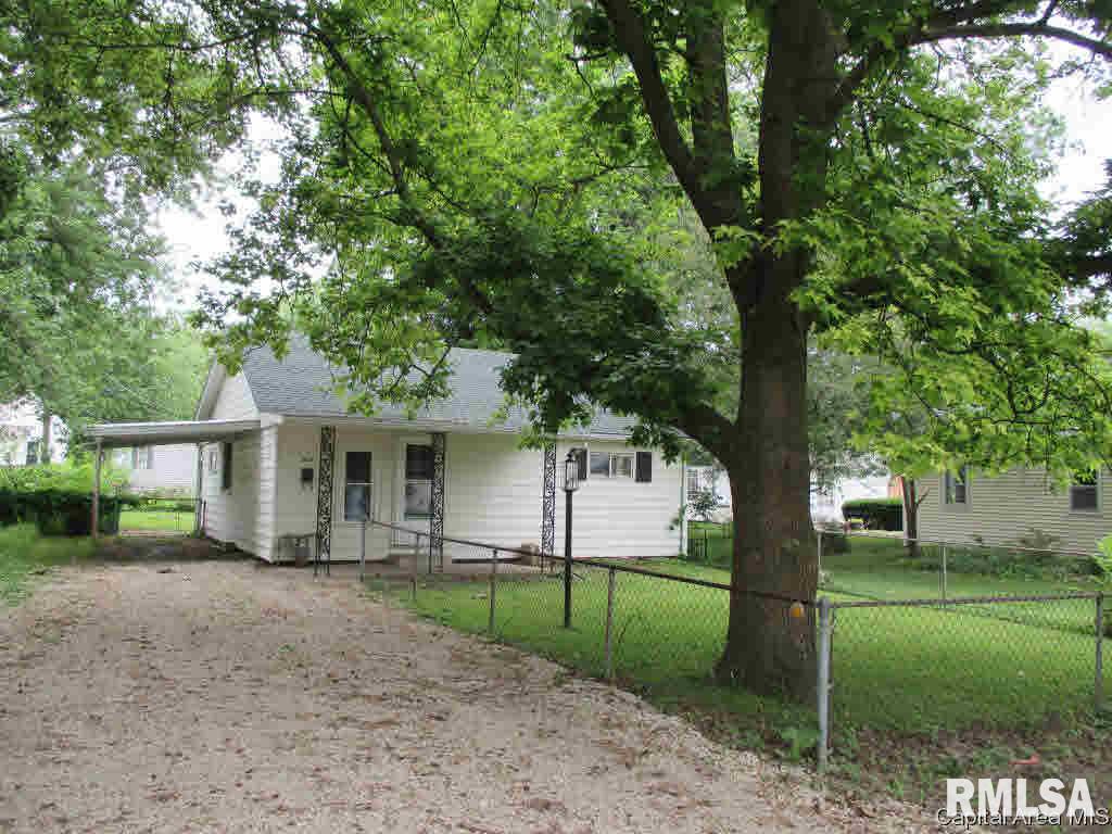 619 North Stephens Avenue Springfield, IL 62702 - Photo 1 of 18