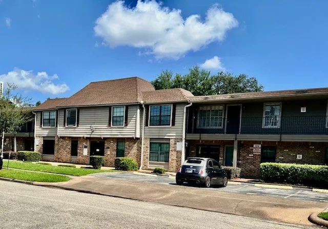 $137,950 | 606 Marshall Street, Unit B36, Houston, TX 77006
