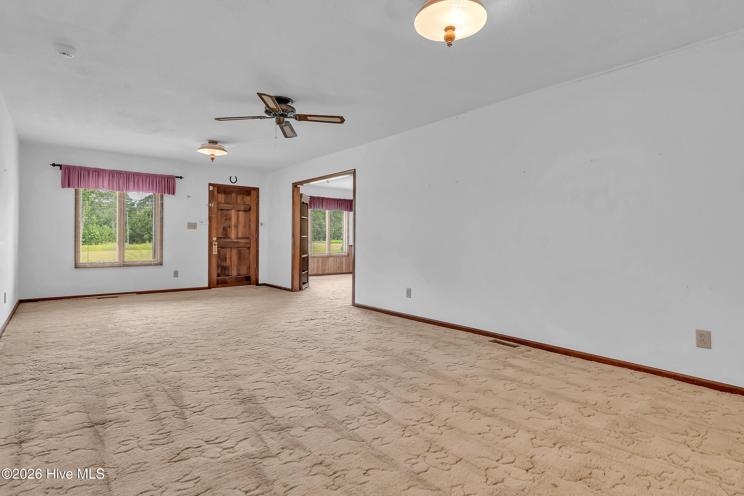 612 Parkertown Road Hubert, NC 28539 - Photo 13 of 57