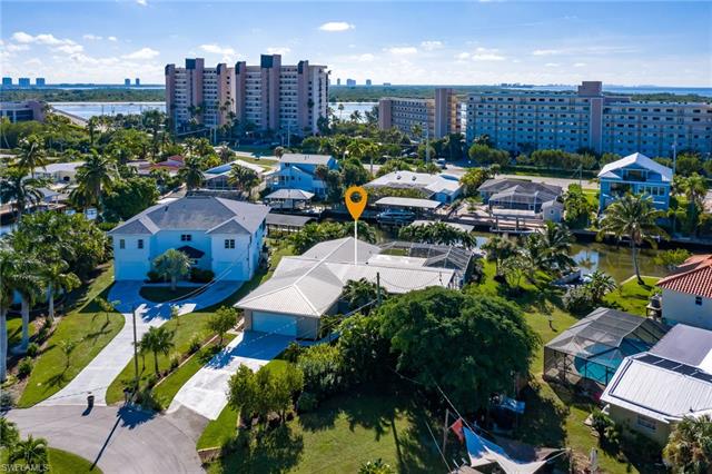 8522 Lagoon Road Fort Myers Beach, FL 33931 - Photo 17 of 32 Nestled in a quiet cul-de-sac on the South End of Island