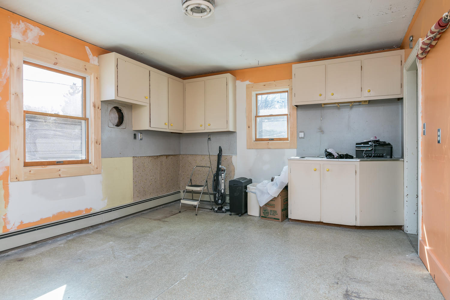 505 Cottage Road South Portland, ME 04106 - Photo 18 of 38 505 Cottage Rd South Portland-large-018-