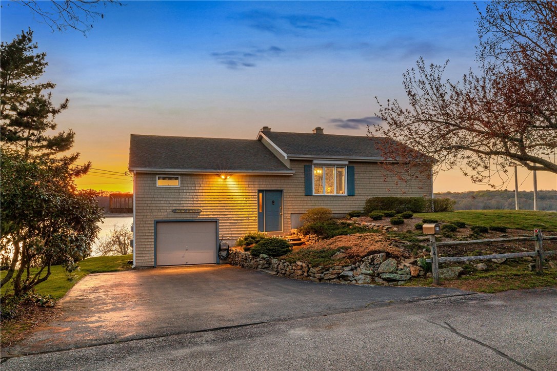 64 Starr Drive Narragansett, RI 02882 - Photo 5 of 43