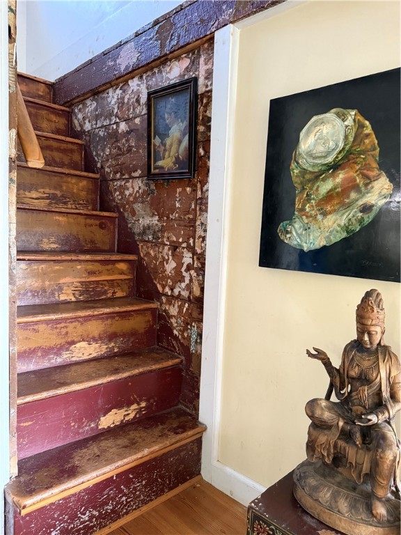 1342 Crystal Creek Road Hamden, NY 13856 - Photo 21 of 49 Charming Vintage-Feel Staircase