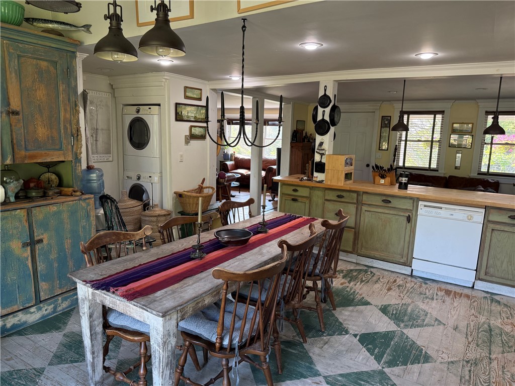 1342 Crystal Creek Road Hamden, NY 13856 - Photo 8 of 49 Country Kitchen