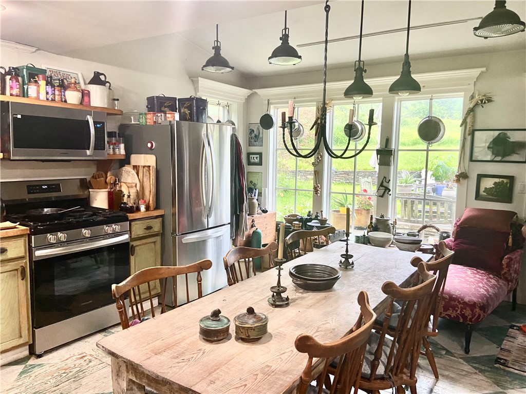 1342 Crystal Creek Road Hamden, NY 13856 - Photo 10 of 49 Open Plan Dining