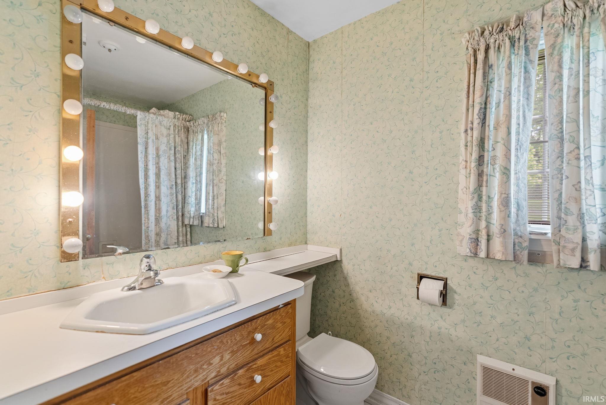 1502 Hawthorn Road Fort Wayne, IN 46802 - Photo 20 of 34