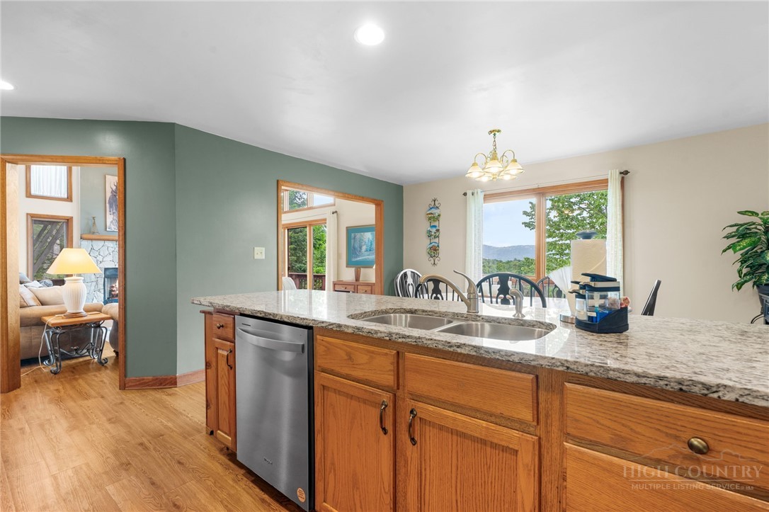 218 Slope View Road, Unit 22 Sugar Mountain, NC 28604 - Photo 15 of 39