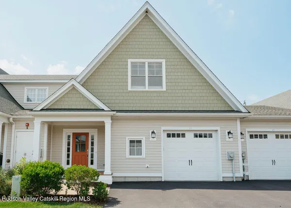 $5,800 | 43 Oakwood Lane, Rhinebeck, NY 12572