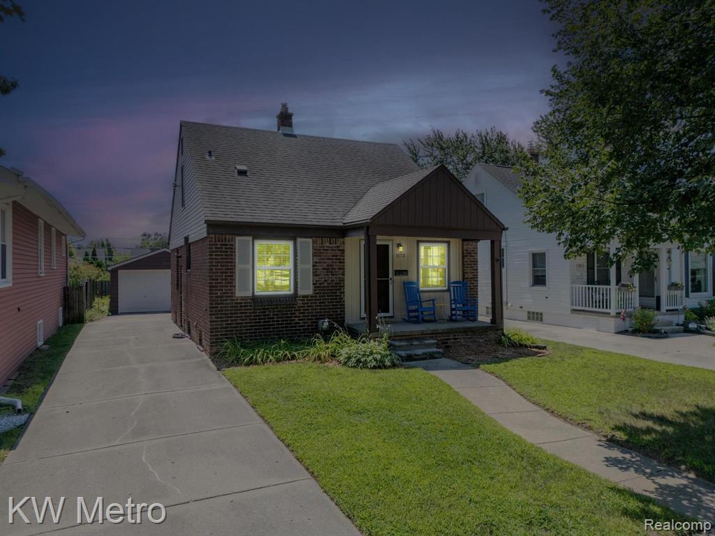 1173 Columbia Road Berkley, MI 48072 - Photo 32 of 37