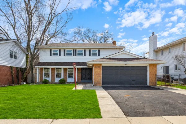$374,900 | 3712 Beech Street, Flossmoor, IL 60422