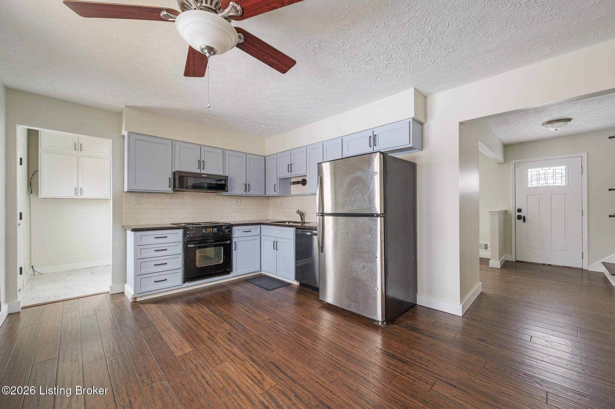 3715 Longview Road Louisville, KY 40299 - Photo 14 of 36 3715 Longview Rd-15