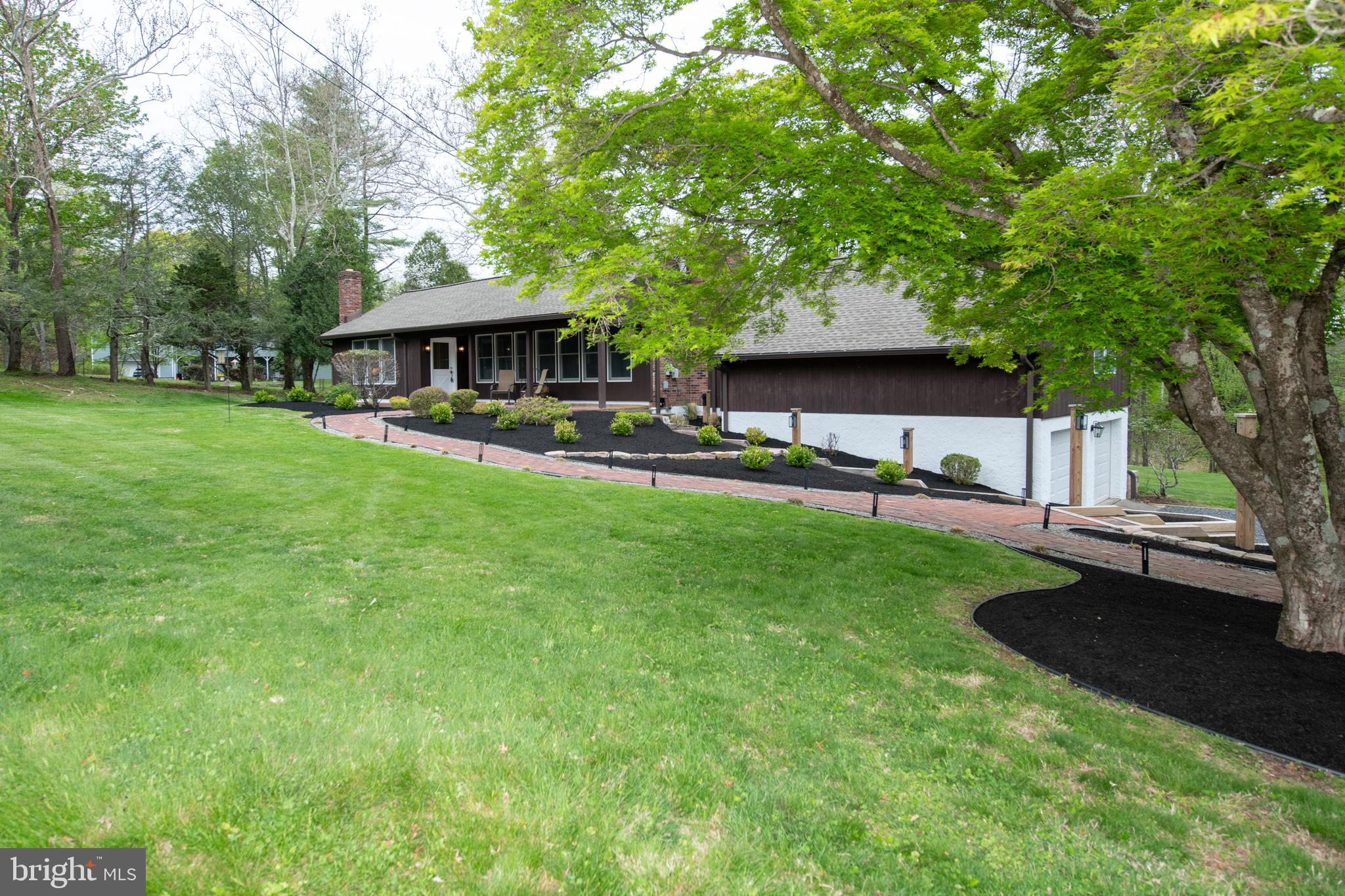 423 Brownsburg Road, Unit W Newtown, PA 18940 - Photo 30 of 109 Front of house
