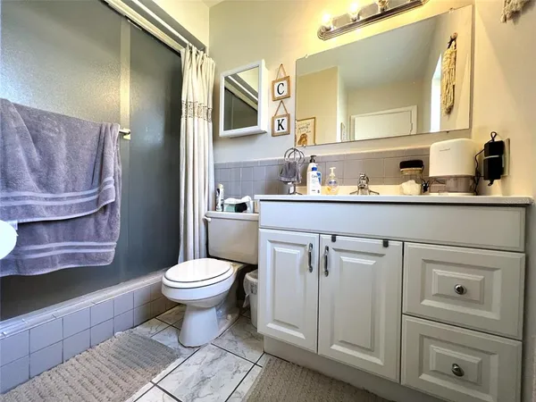 $2,075 | 1595 Idle Drive Northeast, Clearwater, FL 33756