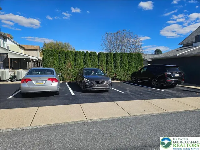 $1,685 | 501 Race Street, Unit 3, Catasauqua, PA 18032