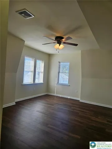 $1,685 | 501 Race Street, Unit 3, Catasauqua, PA 18032