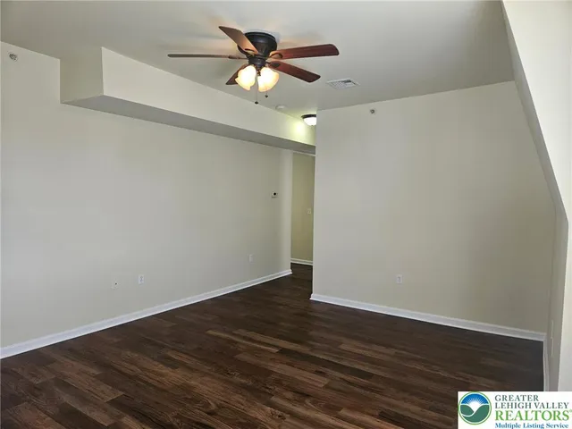 $1,685 | 501 Race Street, Unit 3, Catasauqua, PA 18032