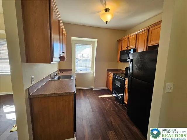 $1,685 | 501 Race Street, Unit 3, Catasauqua, PA 18032