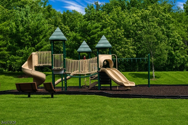 298 Greenfield Road Bridgewater, NJ 08807 - Photo 13 of 18
