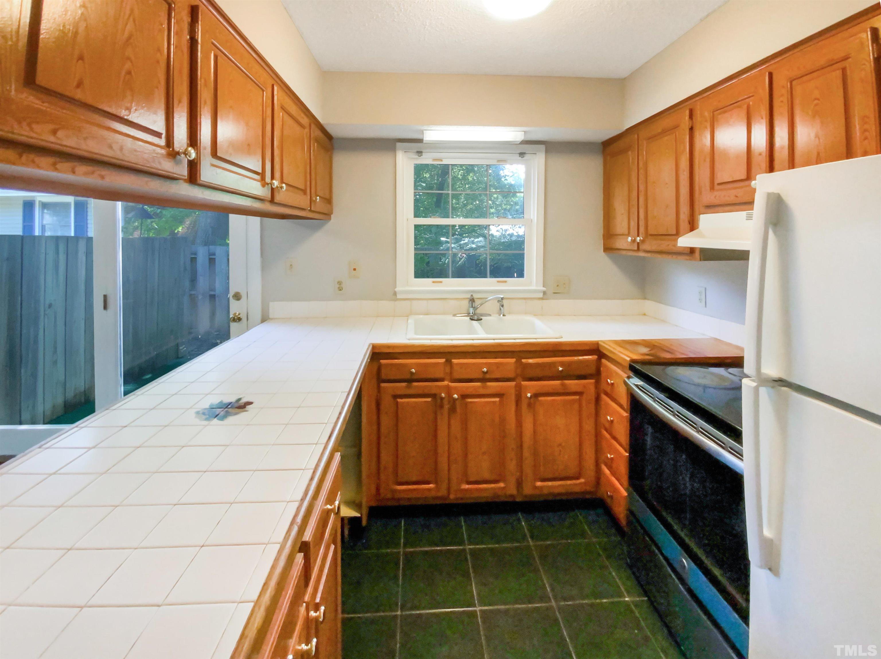 1141 Nottingham Circle Cary, NC 27511 - Photo 4 of 17