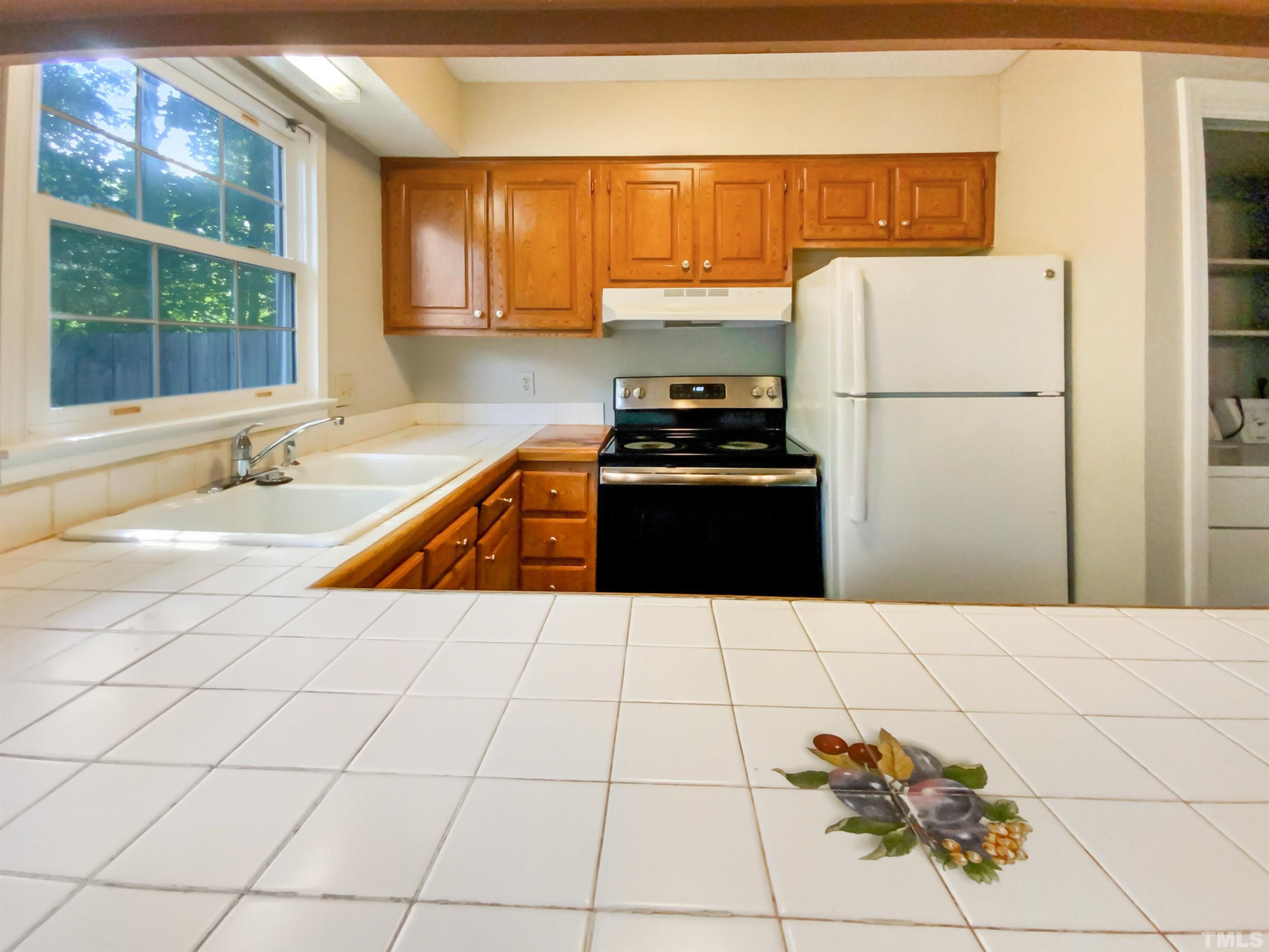 1141 Nottingham Circle Cary, NC 27511 - Photo 10 of 17