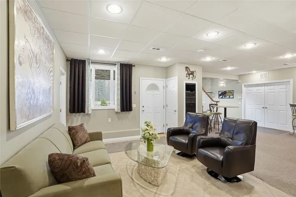 $1,050,000 | 320 Franklin Road, Coventry, RI 02816