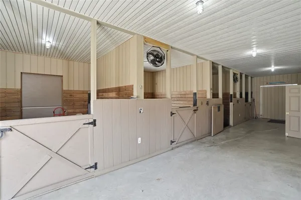 $1,050,000 | 320 Franklin Road, Coventry, RI 02816