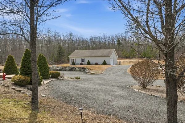 $1,050,000 | 320 Franklin Road, Coventry, RI 02816