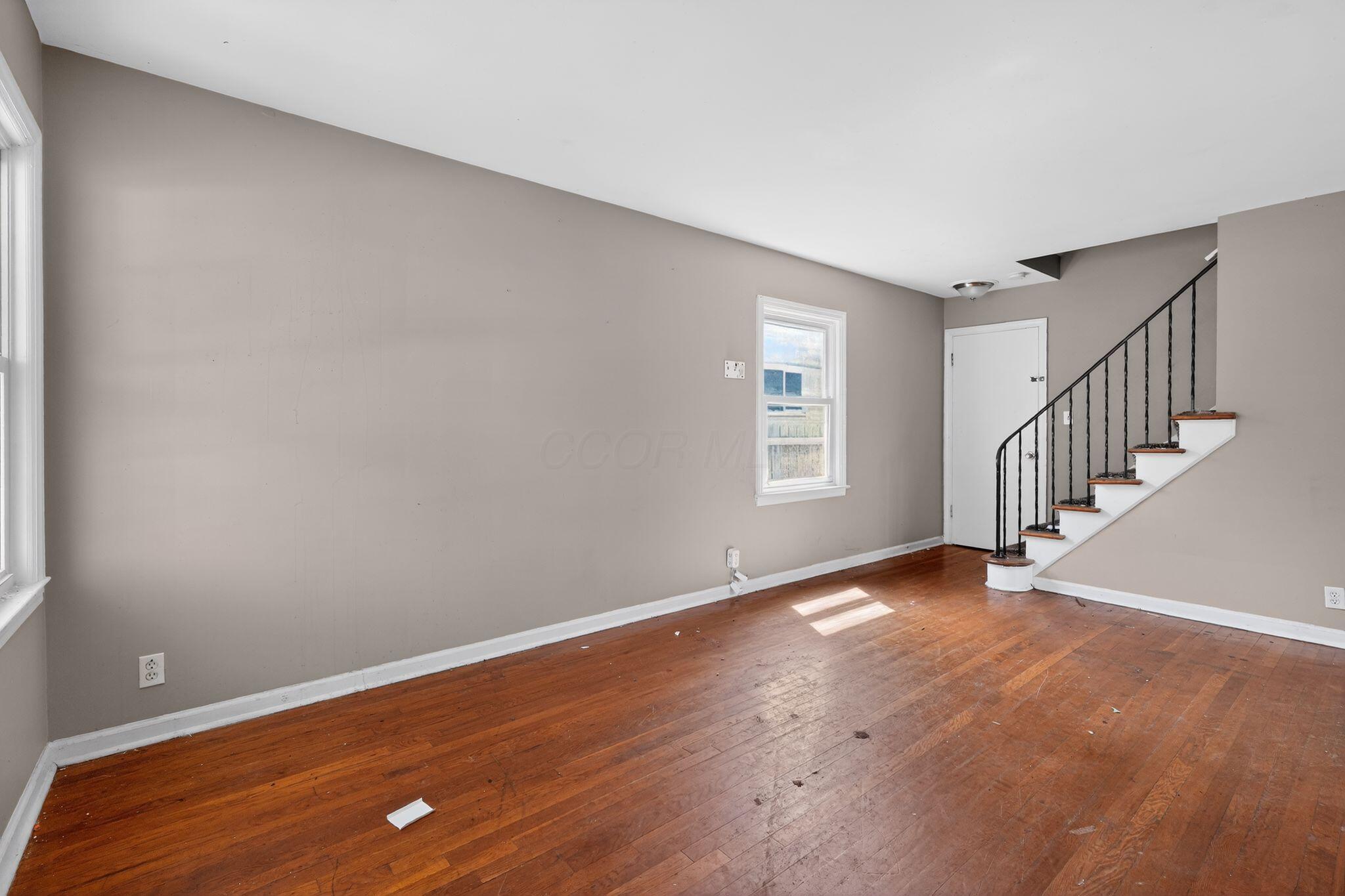 771 South Hampton Road Columbus, OH 43227 - Photo 12 of 33 13_771_S_Hampton_Rd_Columbus_OH_43227-Li