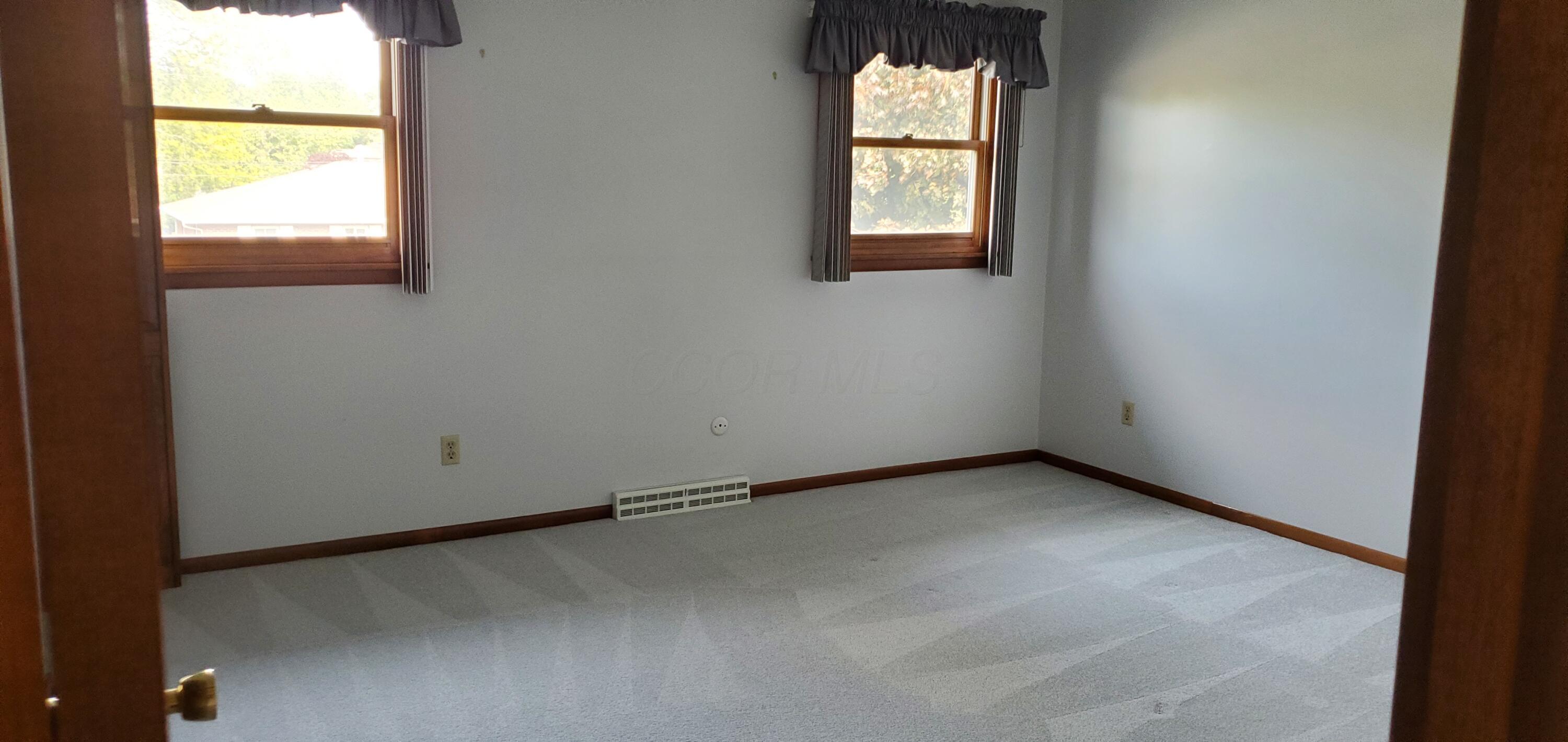 4993 Shadycrest Road Columbus, OH 43229 - Photo 17 of 38 20250531_175340