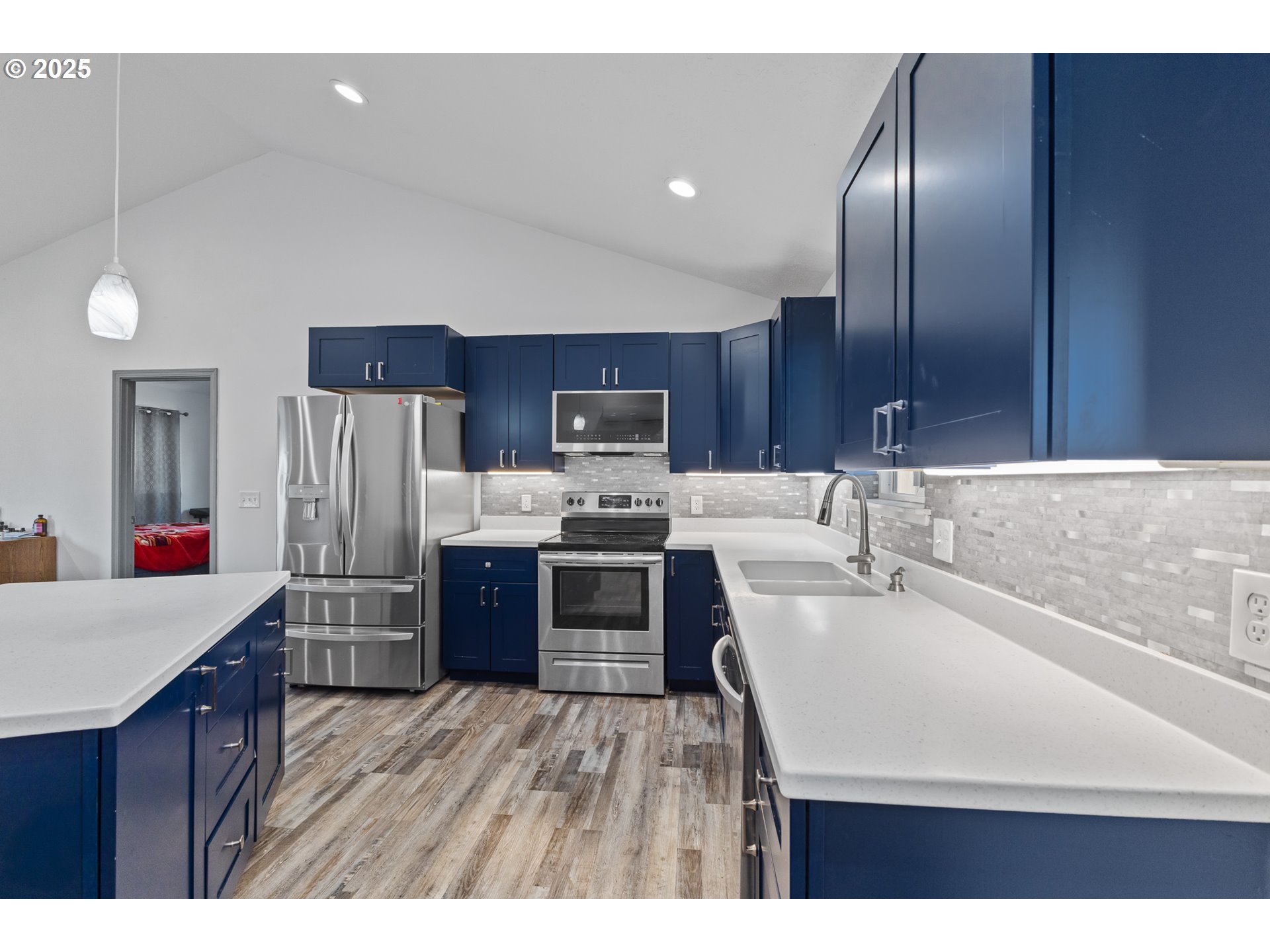 2579 Pony Creek Road North Bend, OR 97459 - Photo 12 of 35