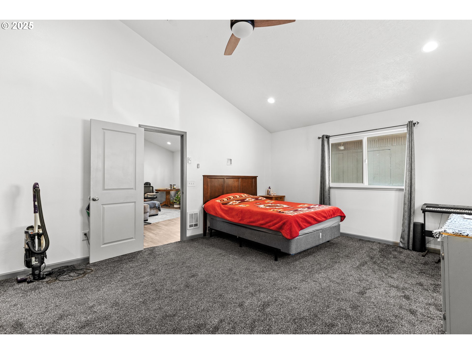 2579 Pony Creek Road North Bend, OR 97459 - Photo 16 of 35