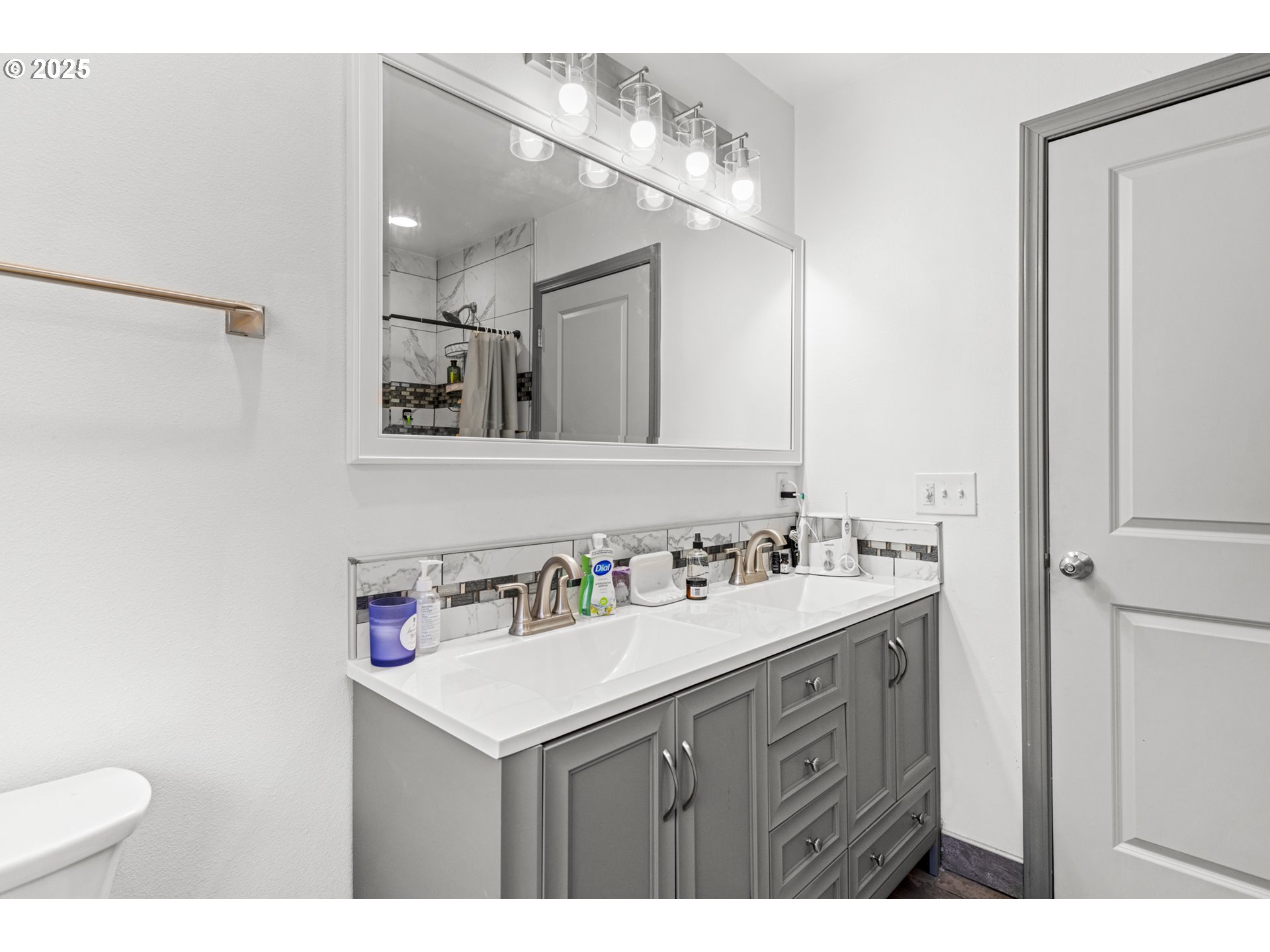 2579 Pony Creek Road North Bend, OR 97459 - Photo 26 of 35