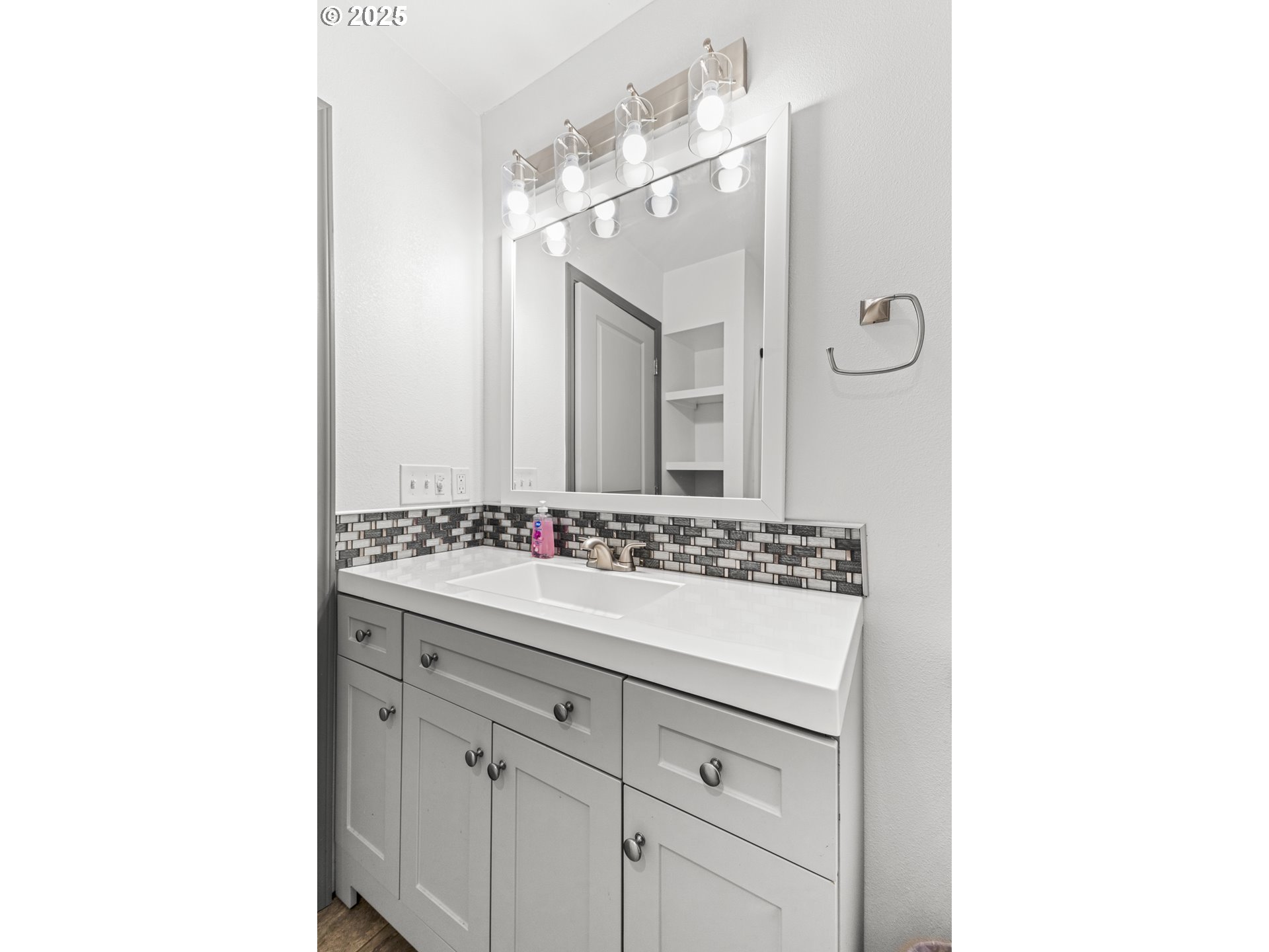 2579 Pony Creek Road North Bend, OR 97459 - Photo 27 of 35