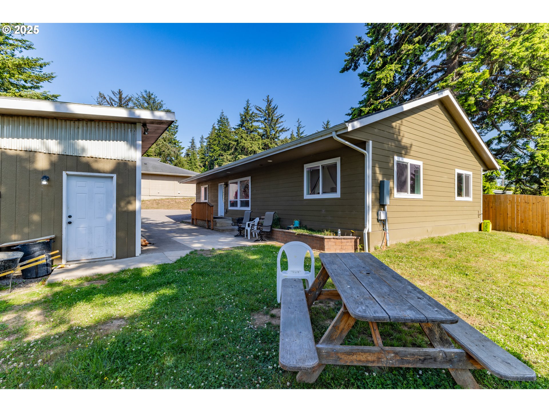 2579 Pony Creek Road North Bend, OR 97459 - Photo 3 of 35