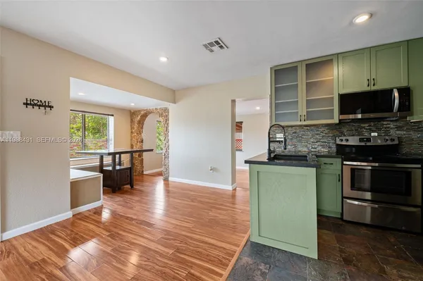 $3,800 | 7245 South Waterway Drive, Miami, FL 33155