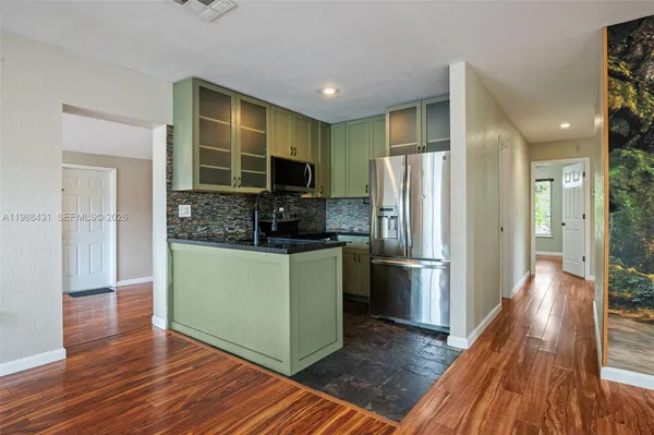$3,800 | 7245 South Waterway Drive, Miami, FL 33155