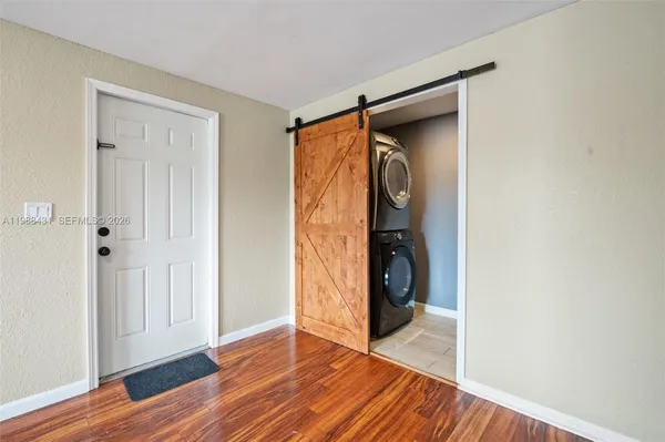 $3,800 | 7245 South Waterway Drive, Miami, FL 33155