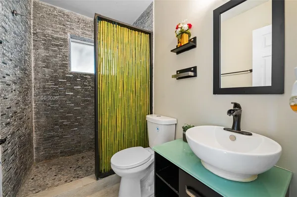 $3,800 | 7245 South Waterway Drive, Miami, FL 33155